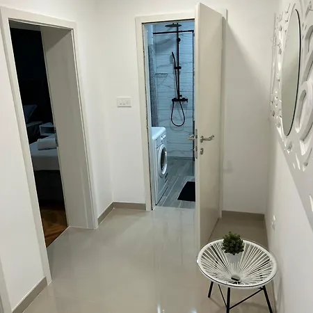 Jurica Casa de hóspedes 3*